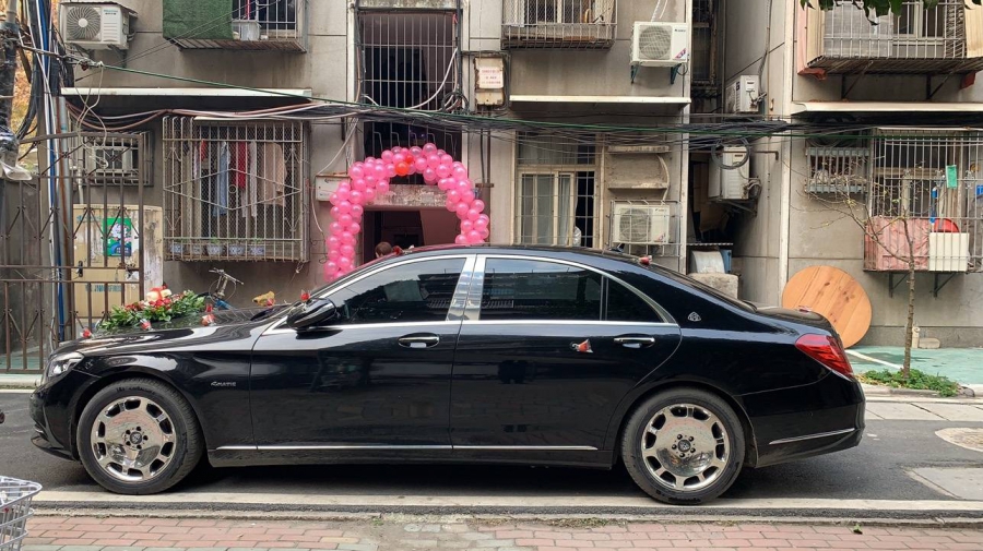 武汉租婚车就来大唐朝租豪华婚礼车队