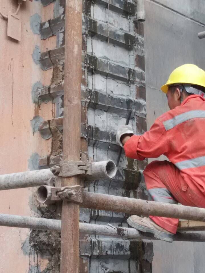 建筑加固 修补 房屋倾斜等找专业广东华锦建筑加固工程有限公司