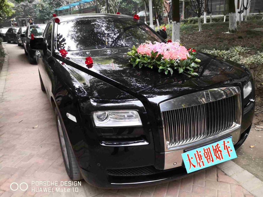 武汉豪华婚车租赁尽在大唐朝婚车公司