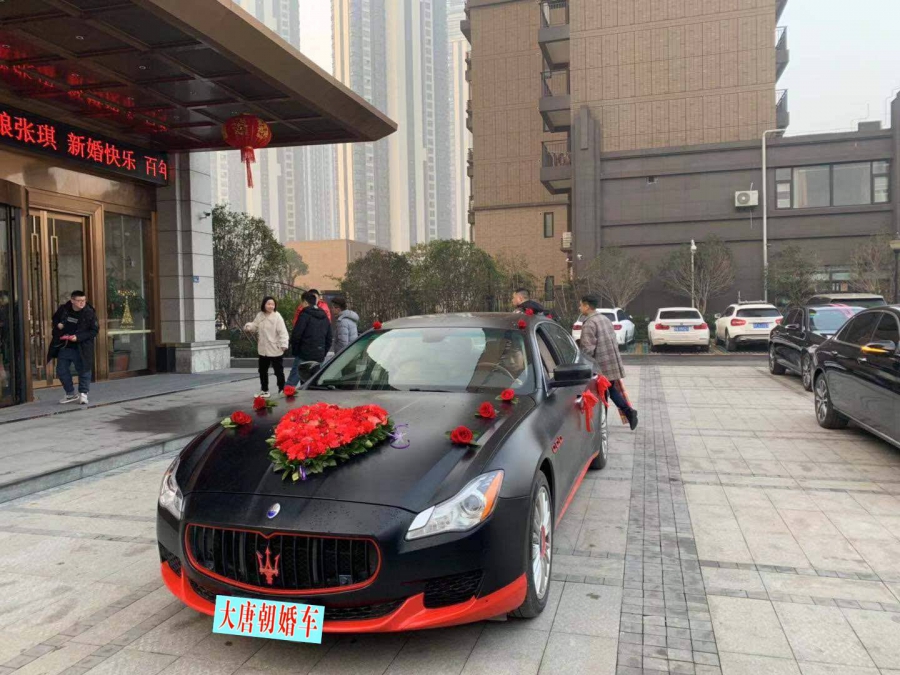 婚车租赁公司大唐朝实力出租各种豪华婚车价格不贵